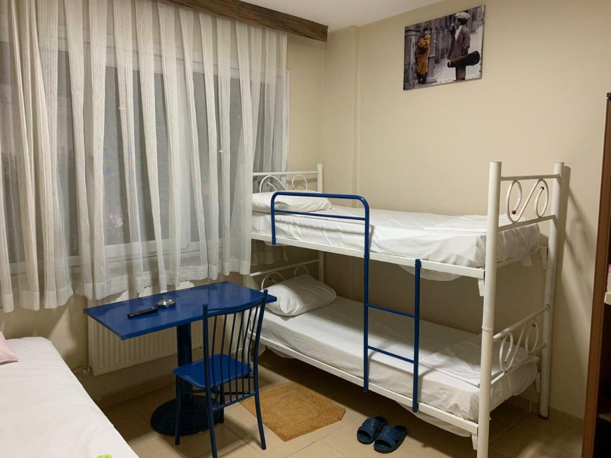 Hayat Pansiyon Hostel Istanbul Exterior foto