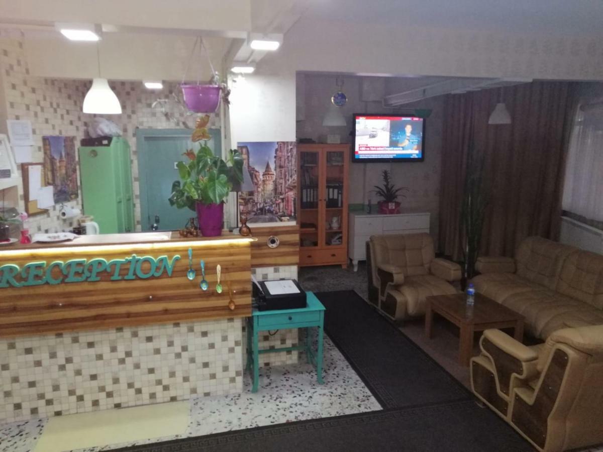 Hayat Pansiyon Hostel Istanbul Exterior foto
